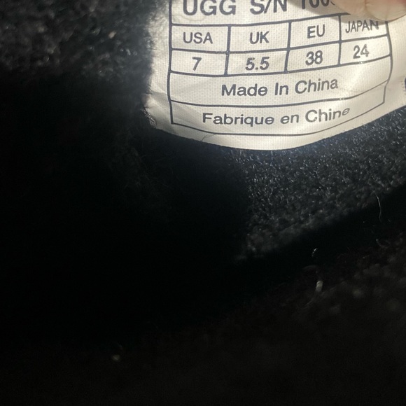 Uggs Boot - Picture 7 of 7